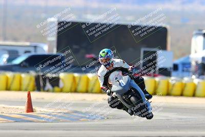 media/Feb-12-2022-SoCal Trackdays (Sat) [[3b21b94a56]]/Turn 2 (1045am)/